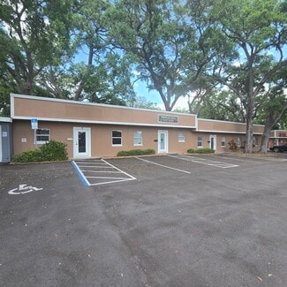 Largo, FL Office/Retail - 624 E Bay Dr