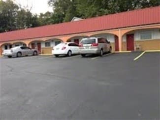 Caryville, TN Hospitality - 124 Woods Ave