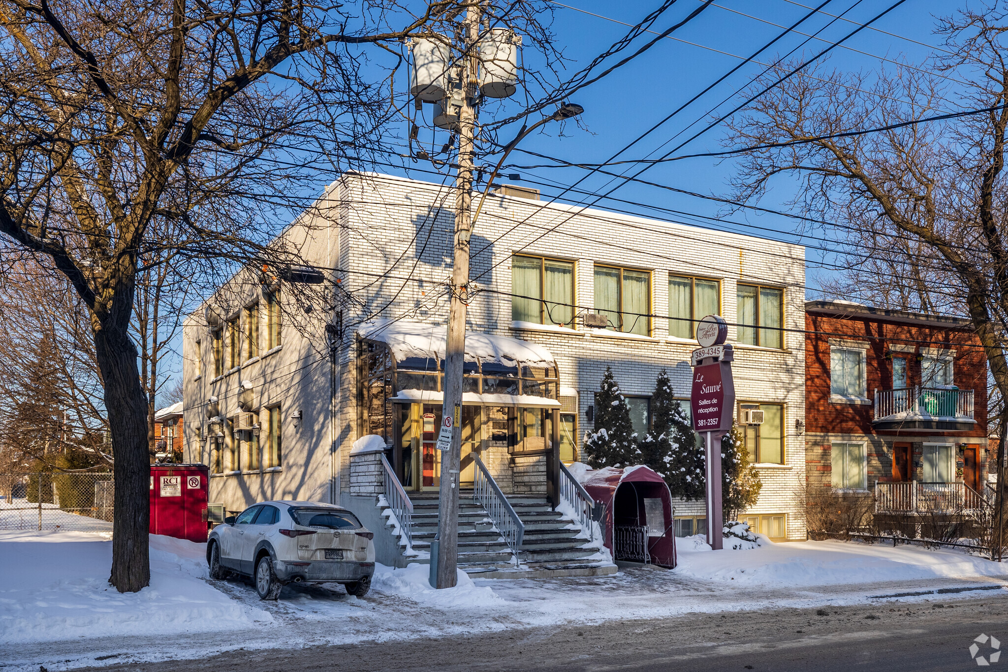 1933-1935 St Sauvé E, Montréal, QC for Sale