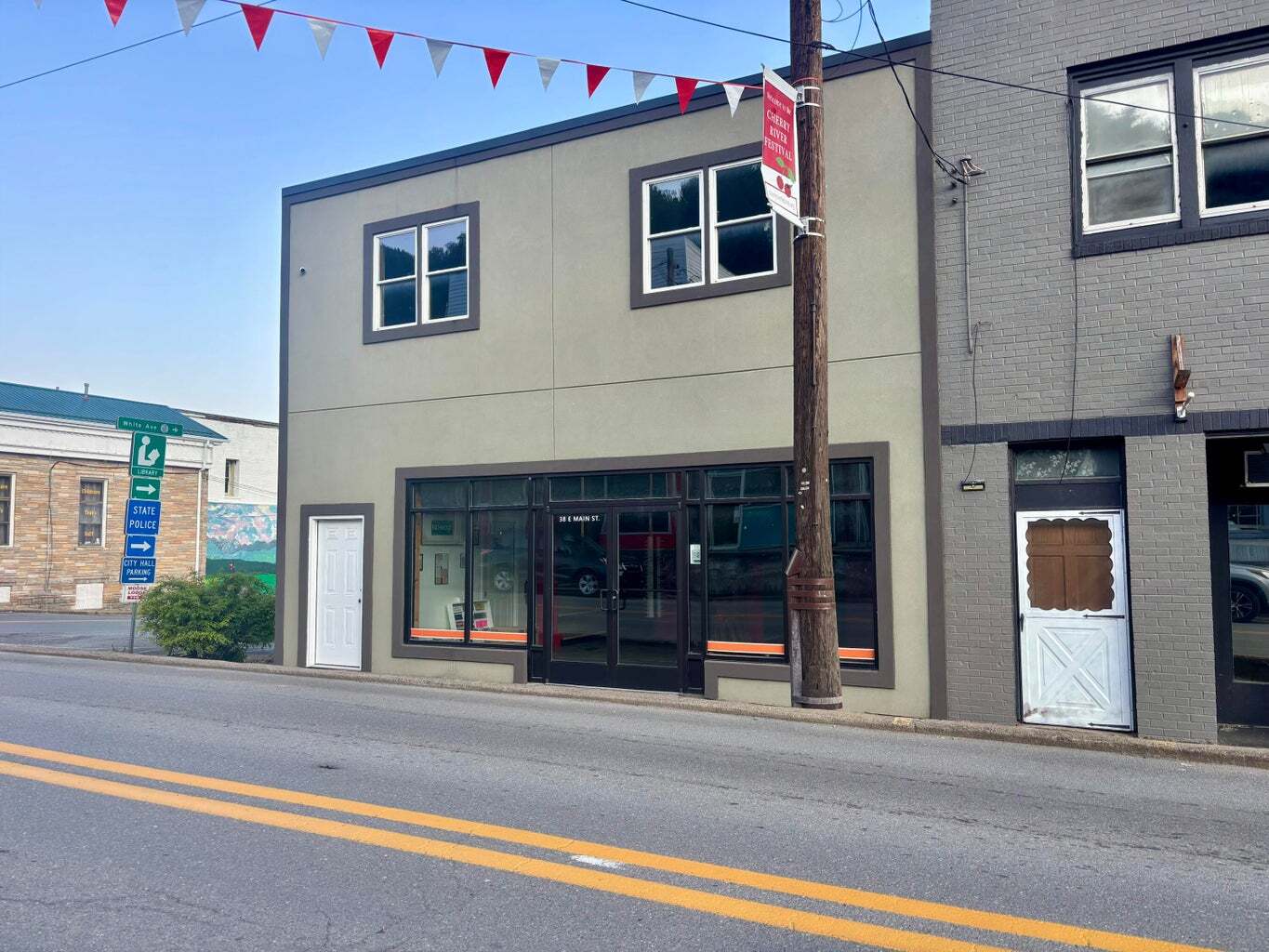 38 E Main St, Richwood, WV for Sale