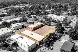 Cloverdale, CA Retail - 110 N Cloverdale Blvd