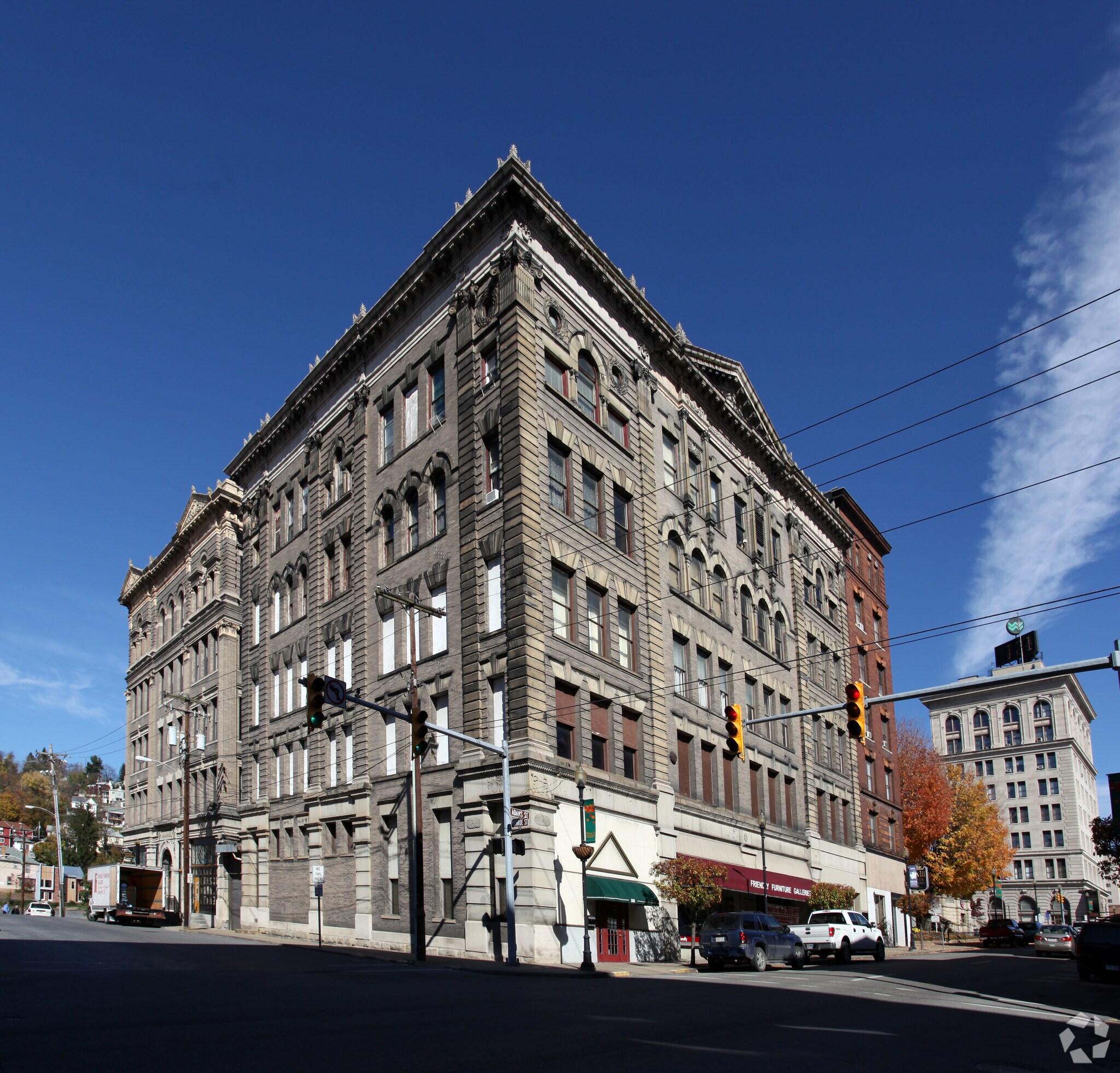 205 Adams St, Fairmont, WV for Sale