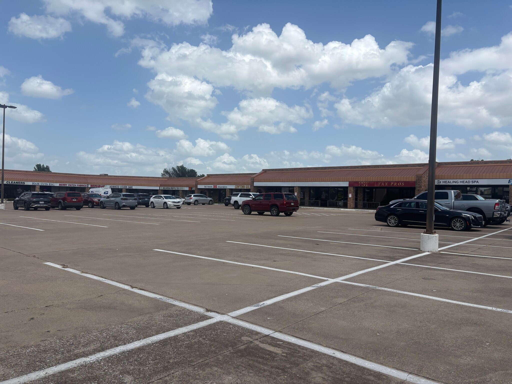 4901-4999 S Hulen St, Fort Worth, TX for Rent