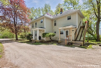 Richmond, IL Apartments - 8305-8311 N Solon Rd