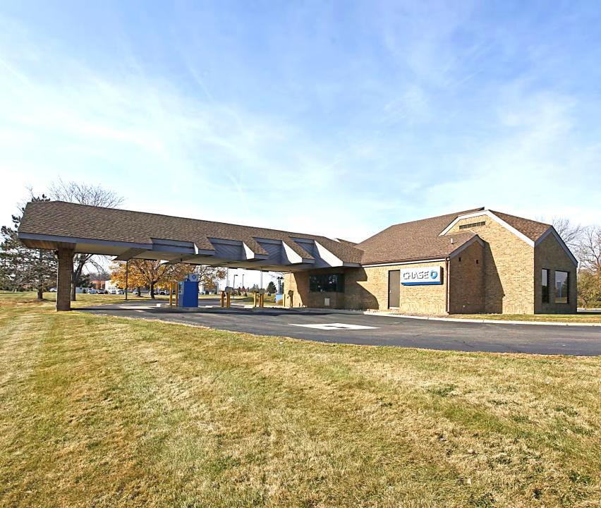 5485 McAuley Dr, Ypsilanti, MI for Sale