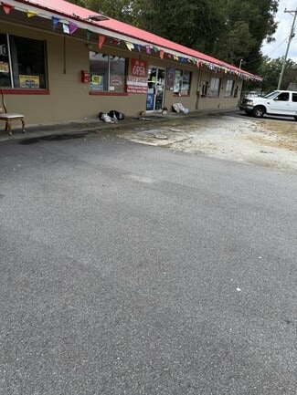 Rayle, GA Convenience Store - 5040 Lexington Rd