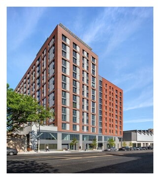 Bronx, NY Retail - 720 Tiffany St
