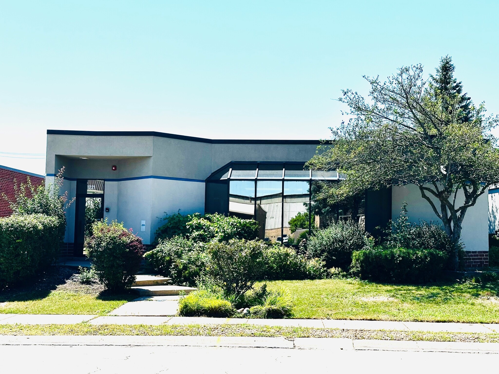 1221 Jarvis Ave, Elk Grove Village, IL for Sale