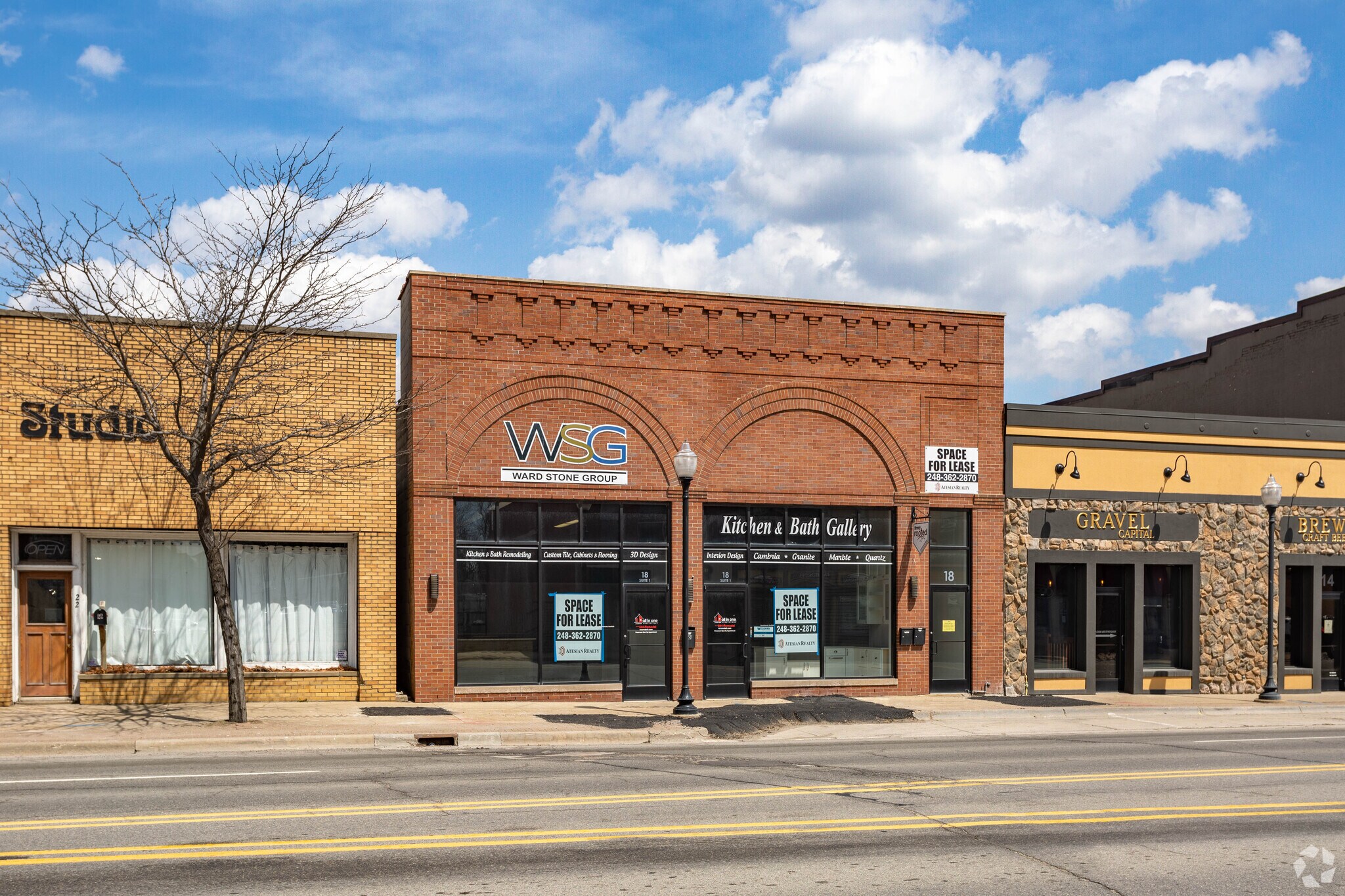 18 N Washington St Oxford, MI 48371 Retail Property for Lease on