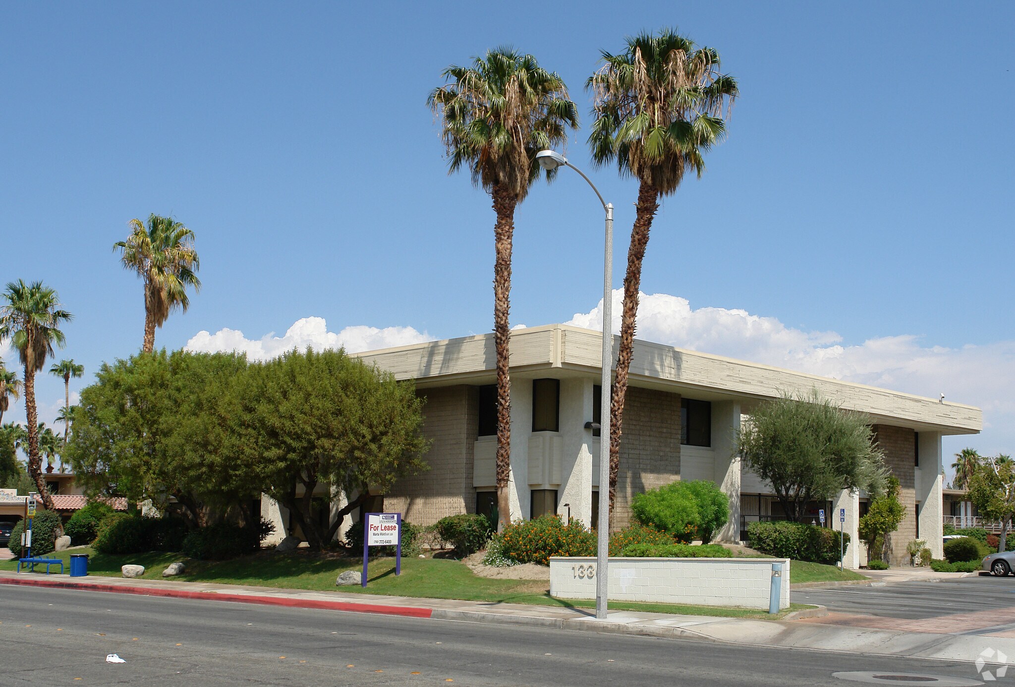 1330 N Indian Canyon Dr Palm Springs, CA 92262 Office Property for