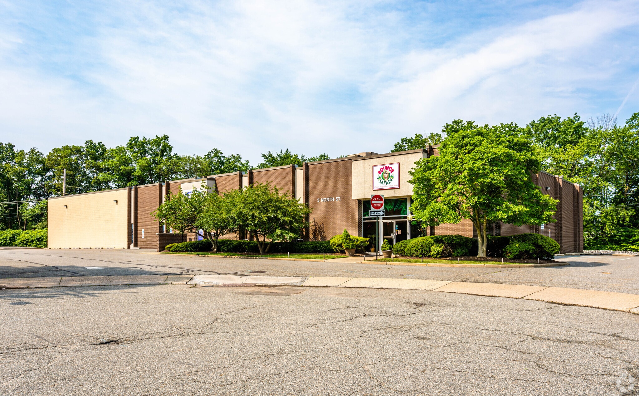 3 North St, Waldwick, NJ for Rent