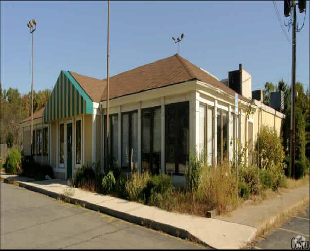 560 S Main St, Andover, MA for Sale