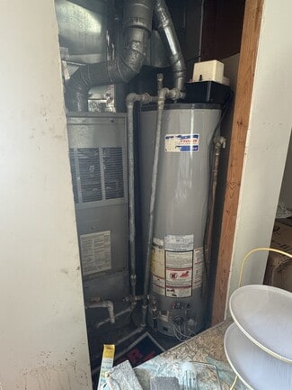 Chicago, IL Apartments - 9985 S Beverly Ave Chicago, IL Apartments - 9985 S Beverly Ave