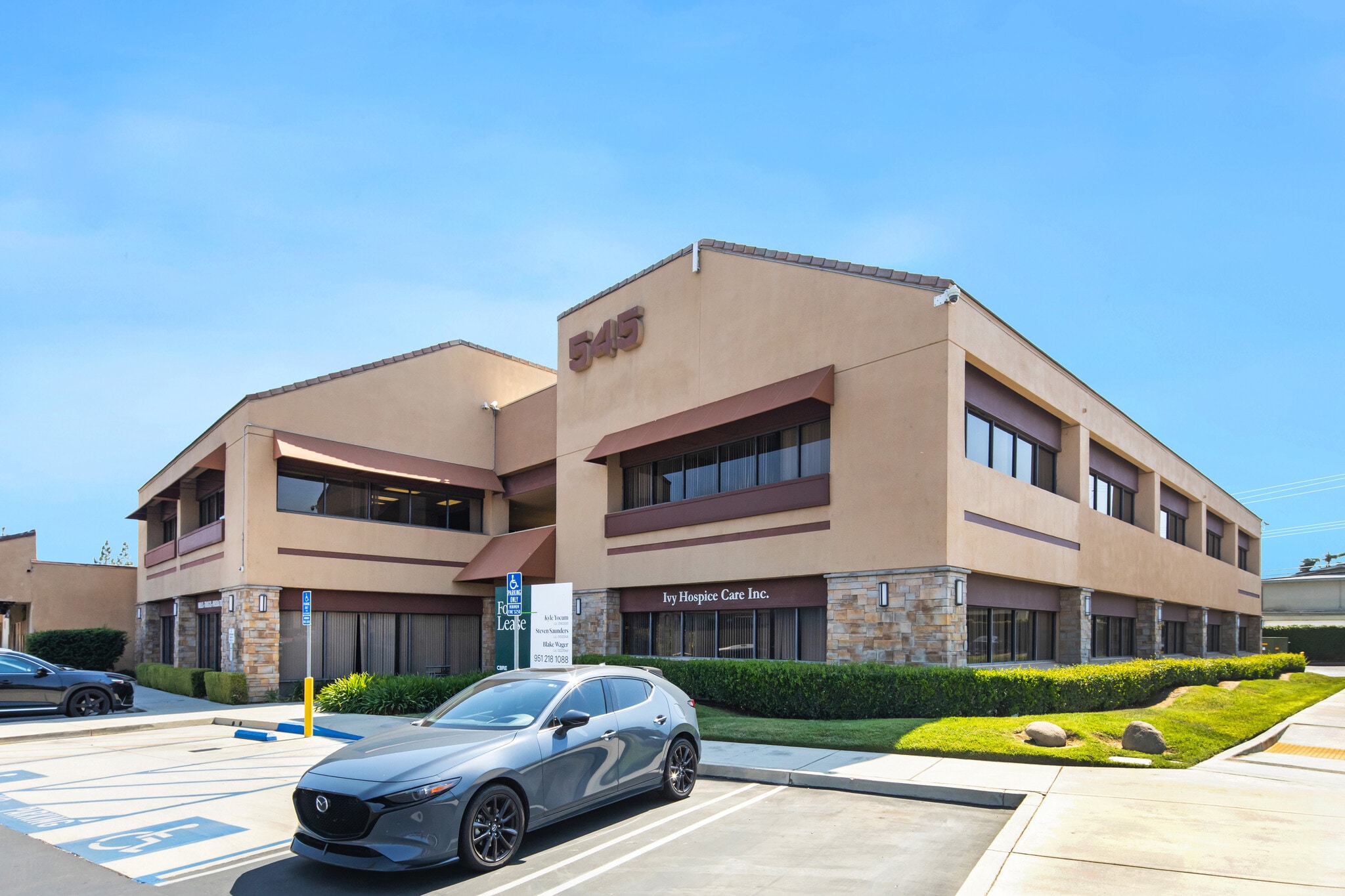 559 N Mountain Ave, Upland, CA for Rent