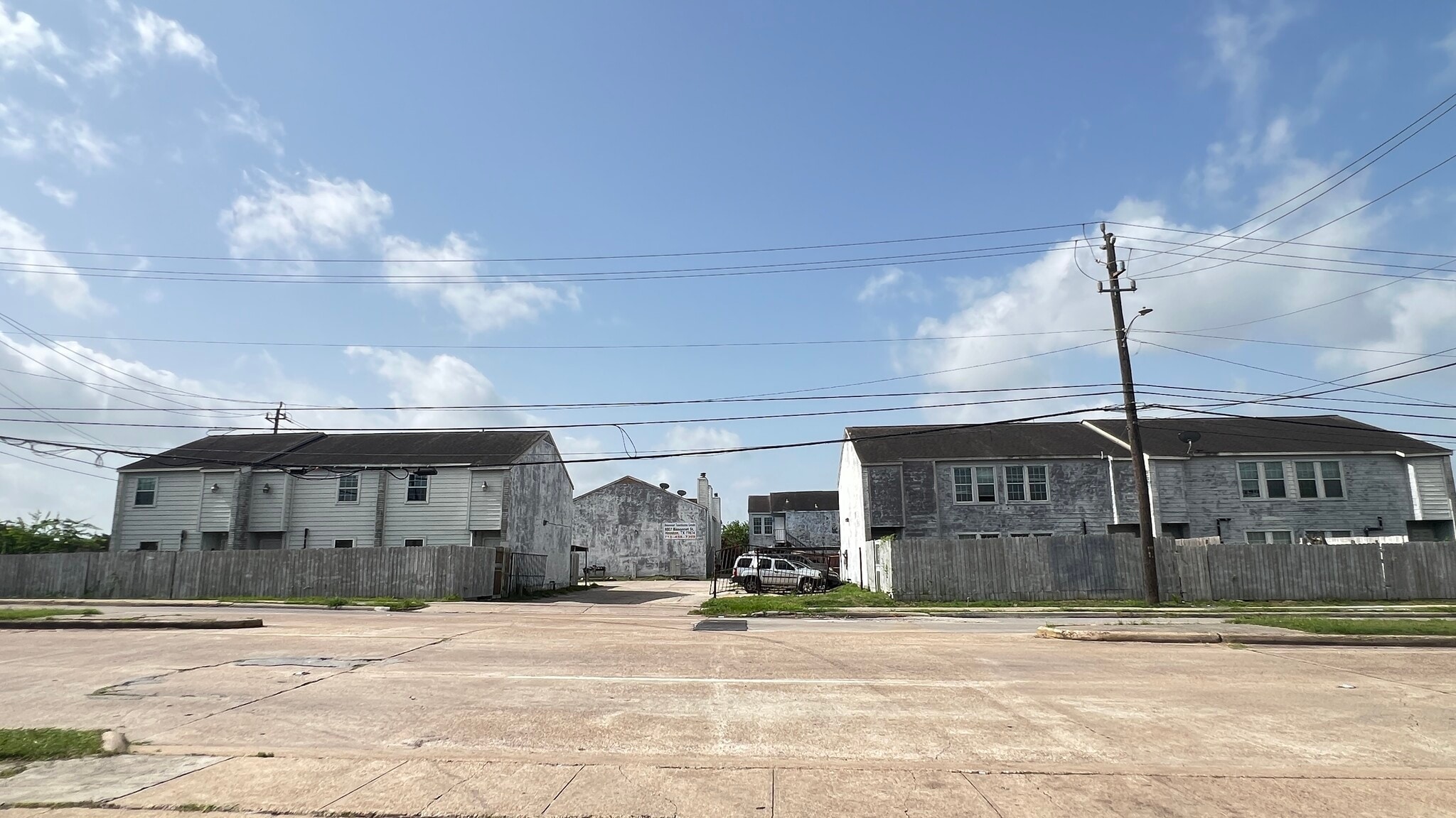 8807 Bissonnet St, Houston, TX for Sale