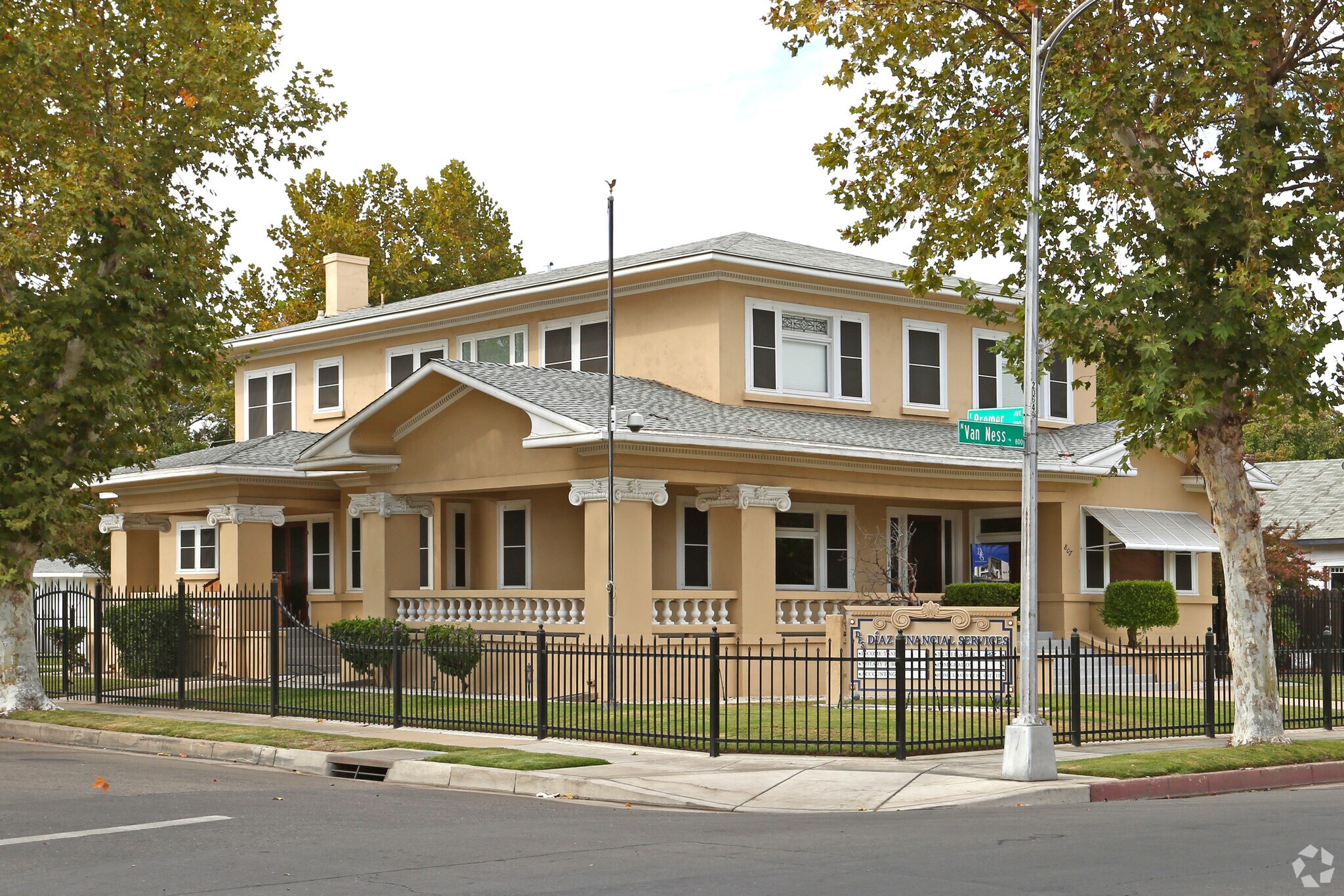 807 N Van Ness Ave, Fresno, CA for Rent