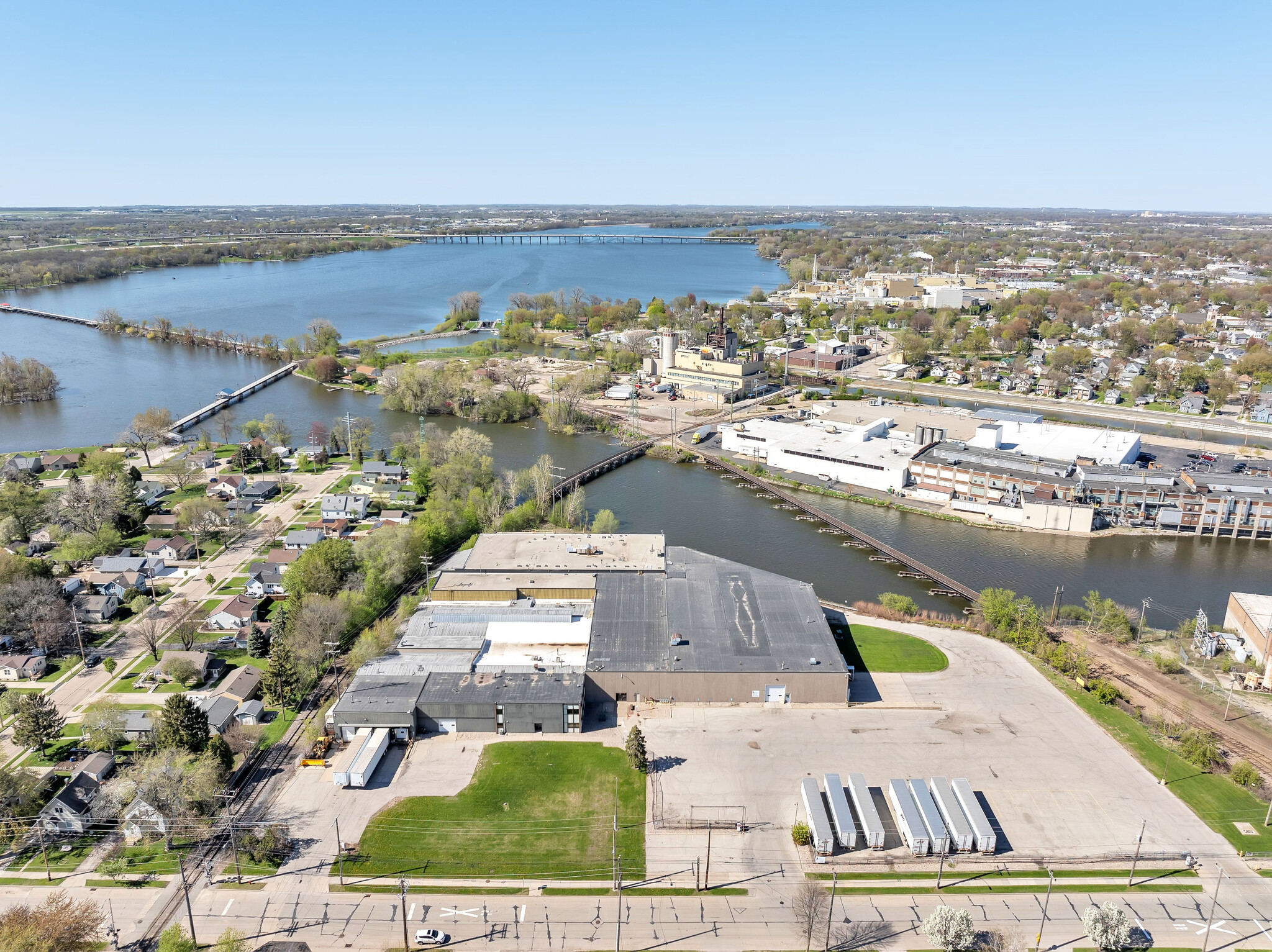 206 Garfield Ave, Menasha, WI for Sale