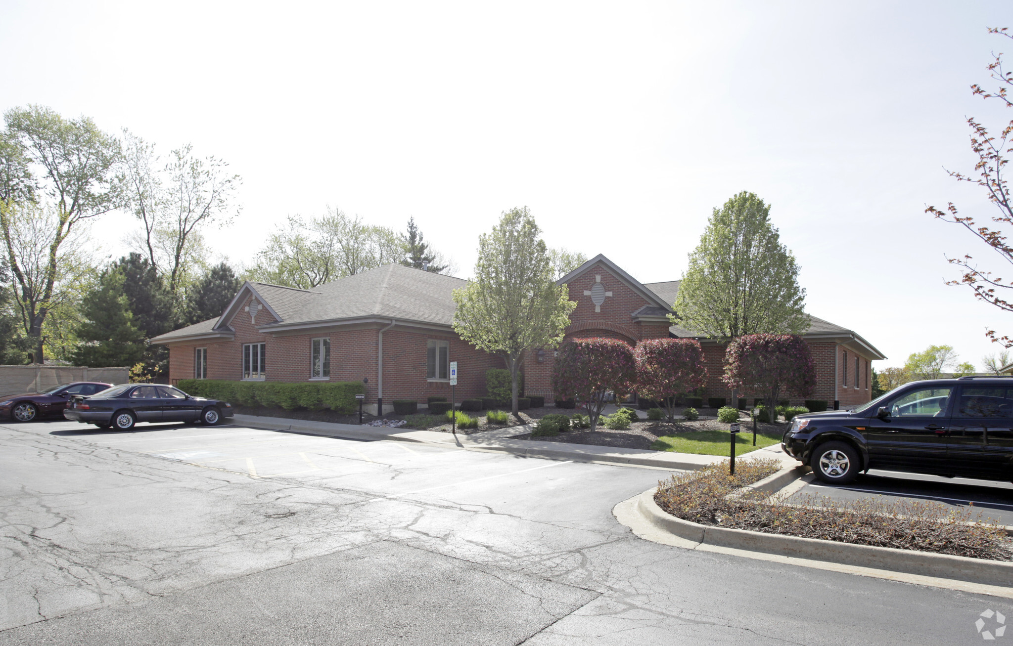 6853-6857 S Kingery Hwy, Willowbrook, IL for Rent