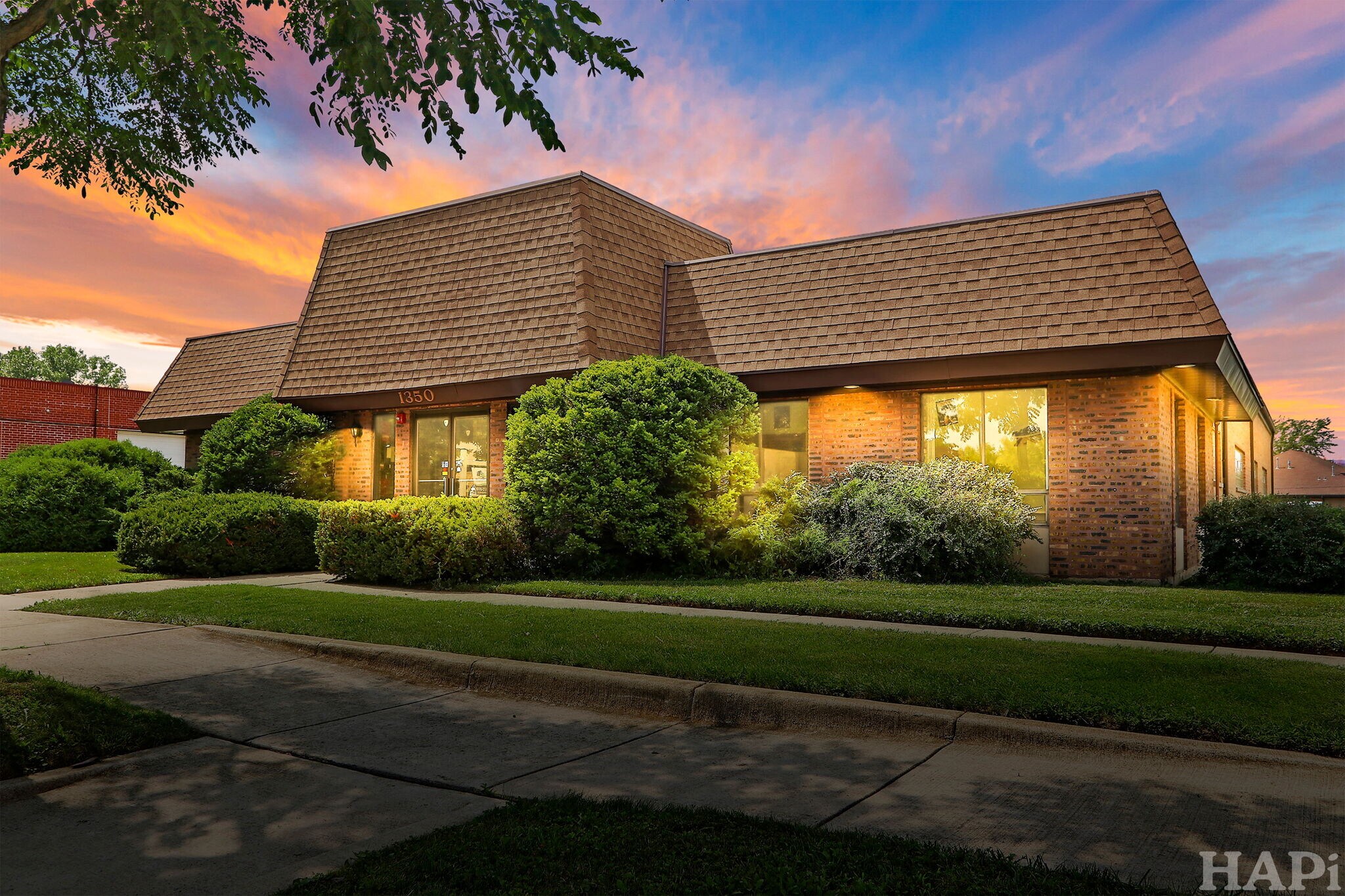 1350 Chase St, Algonquin, IL for Sale