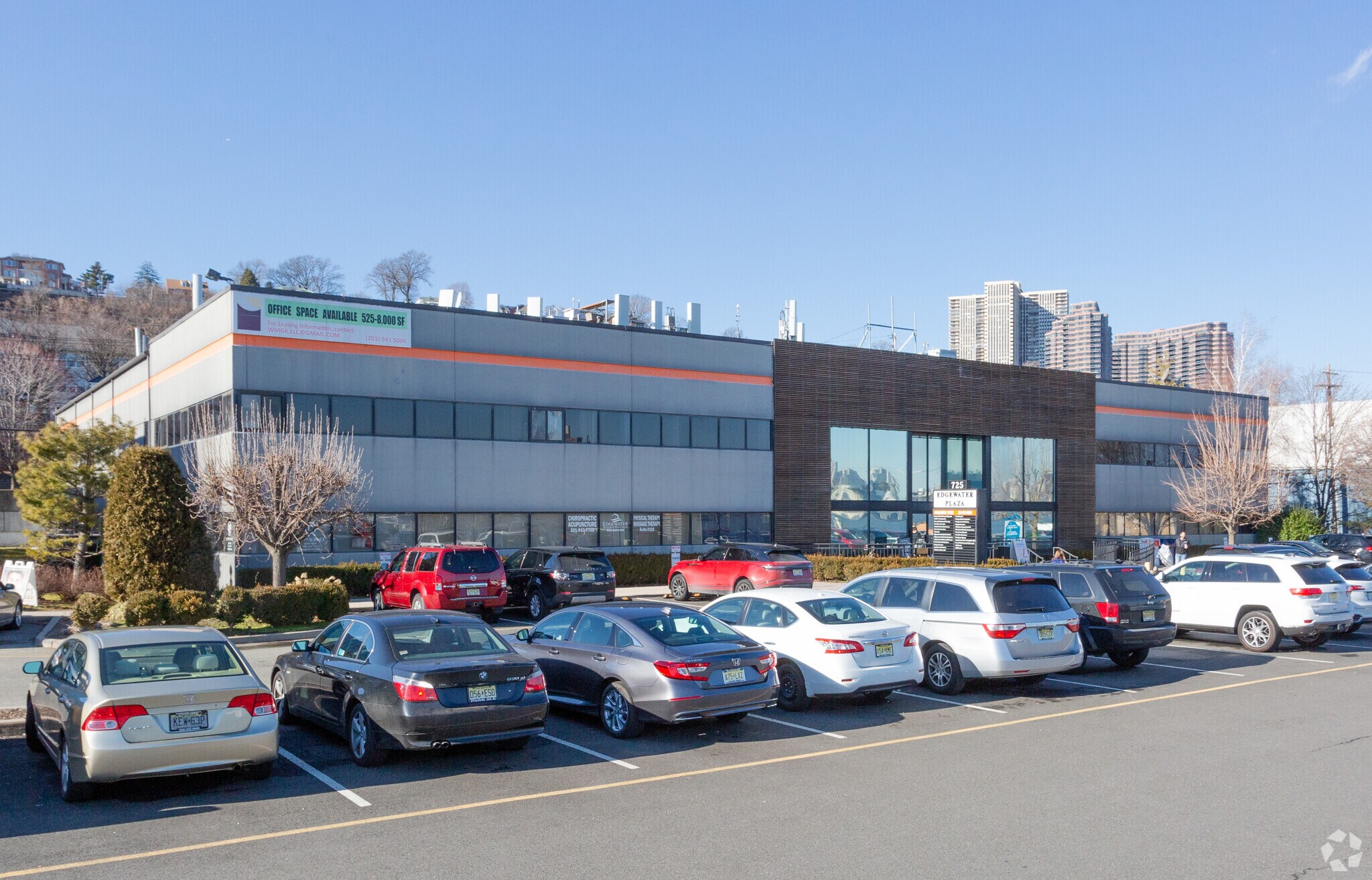 725 River Rd Edgewater, NJ 07020 Office Property for Lease on