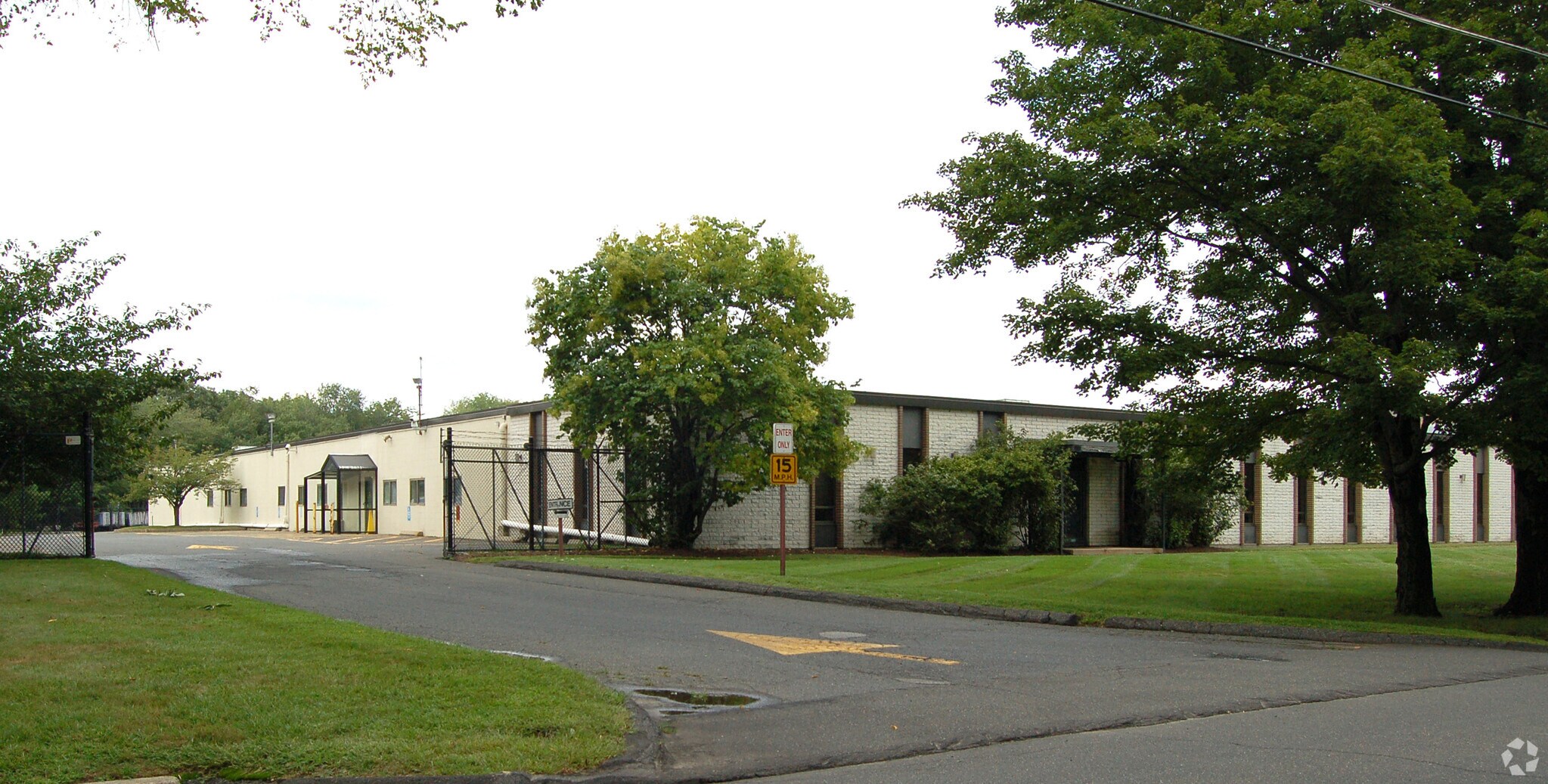 55 Old Ridgebury Rd, Danbury, CT for Rent