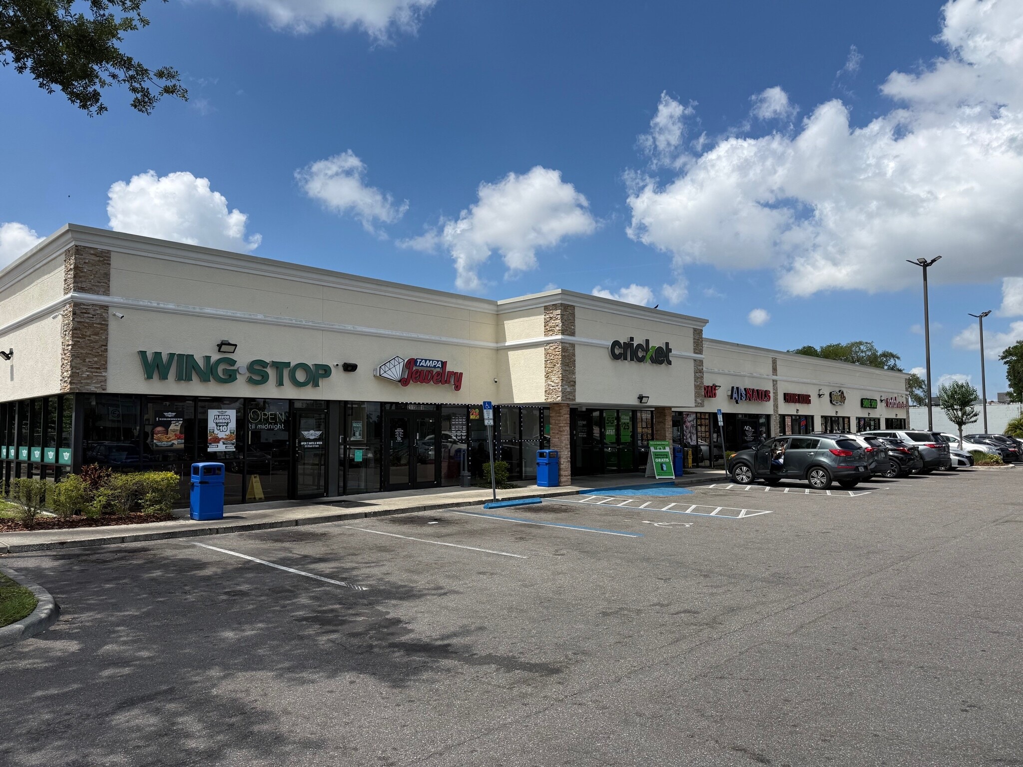 2115 E Hillsborough Ave, Tampa, FL for Rent