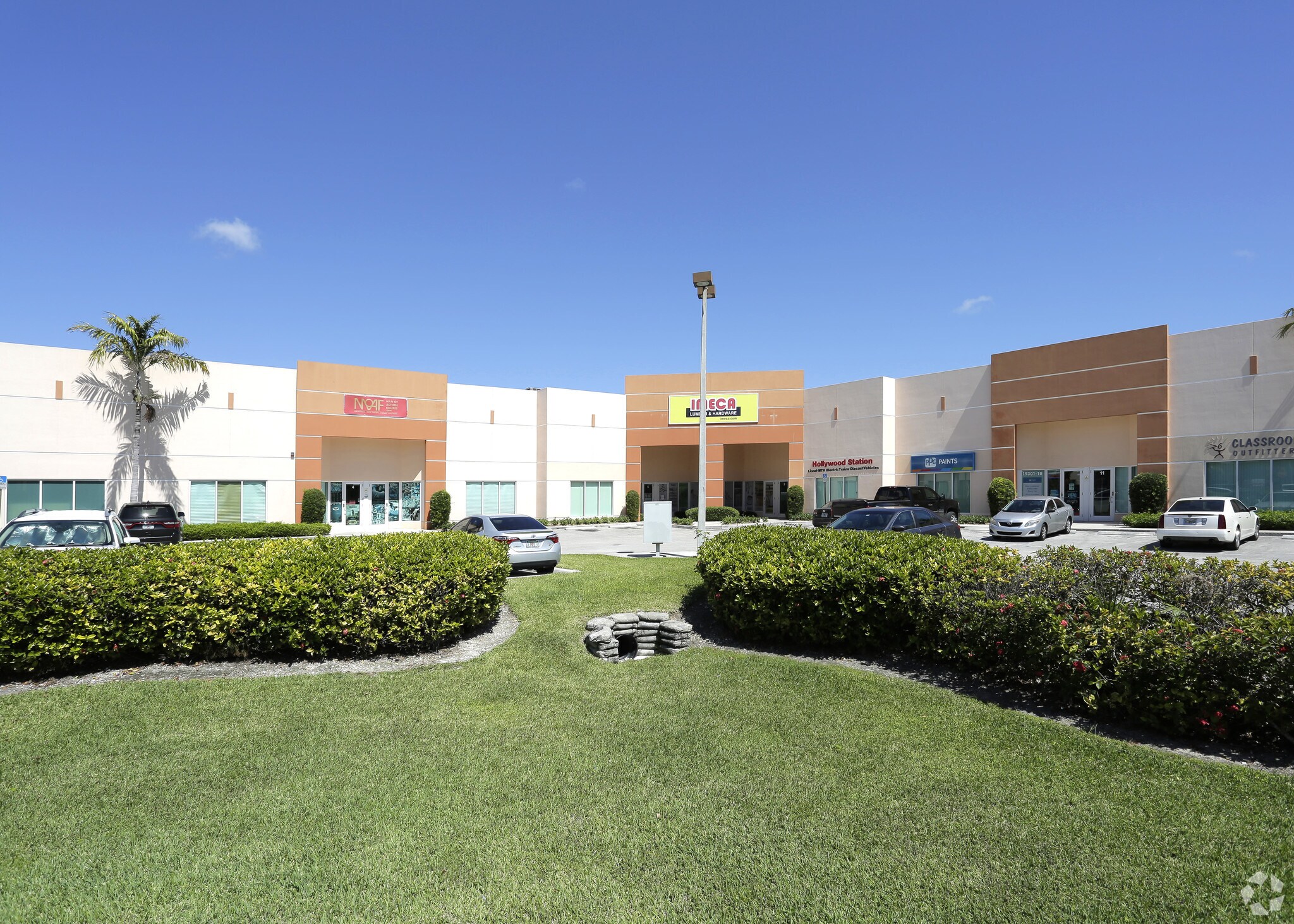 19301 SW 106th Ave, Miami, FL for Rent