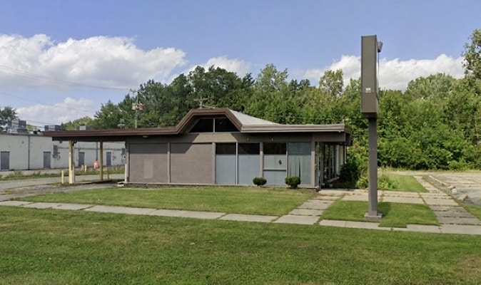 31062 Ecorse Rd, Romulus, MI for Rent