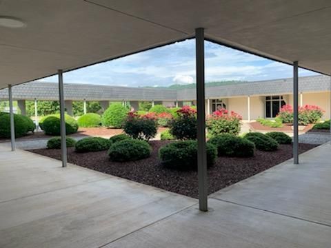 4957 Swinyar Dr, Ooltewah, TN for Rent