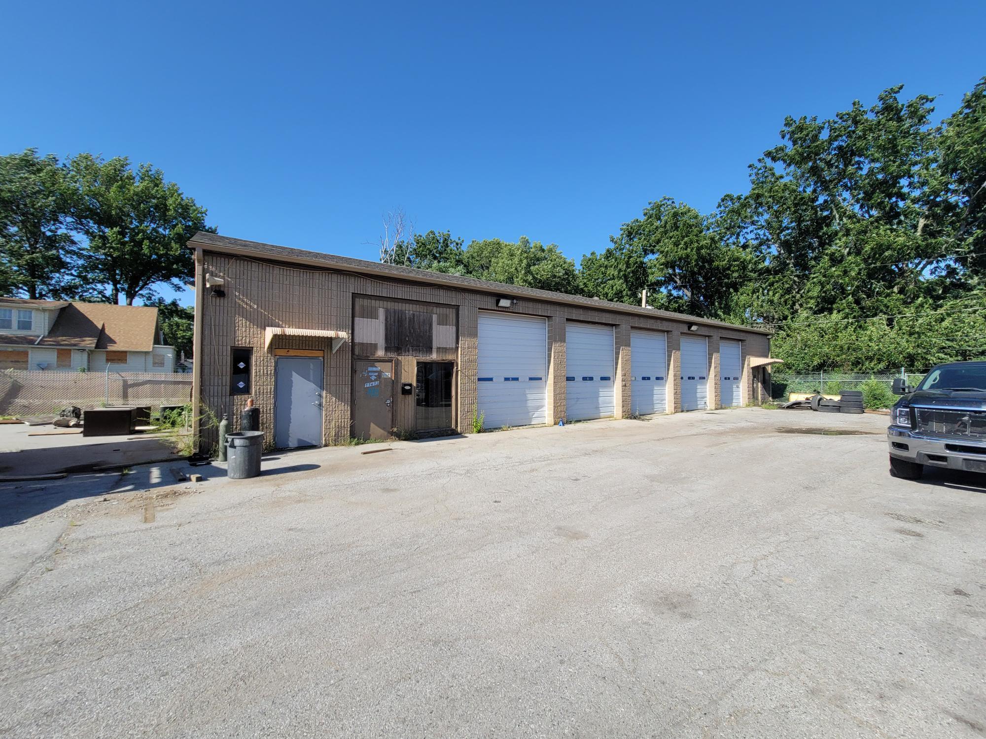 11413 Hickman Mills Dr, Kansas City, MO for Rent