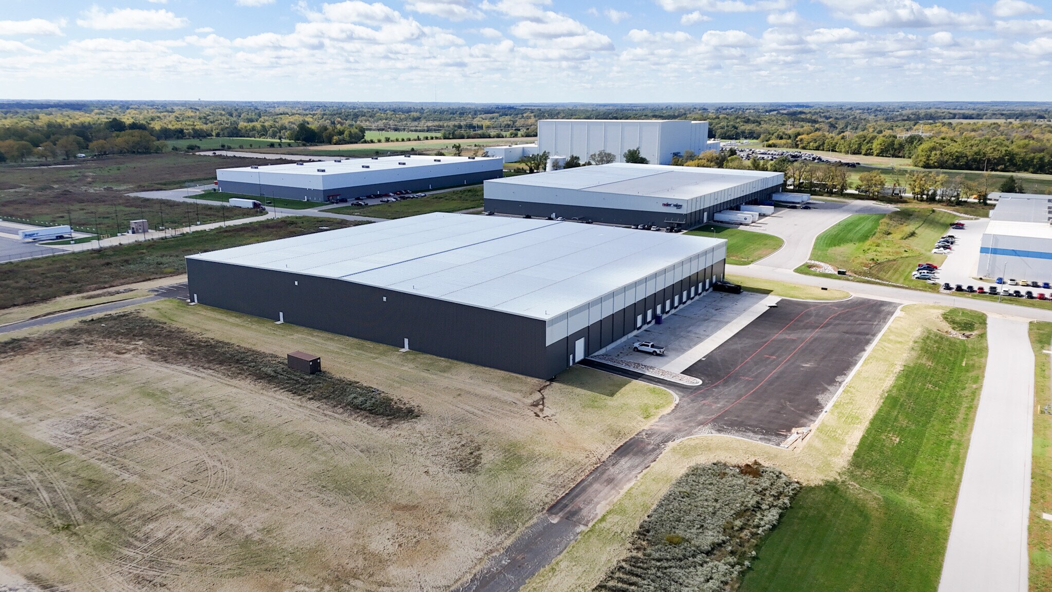 2970 N Drury Ln Republic, MO 65738 Industrial Property for Lease on