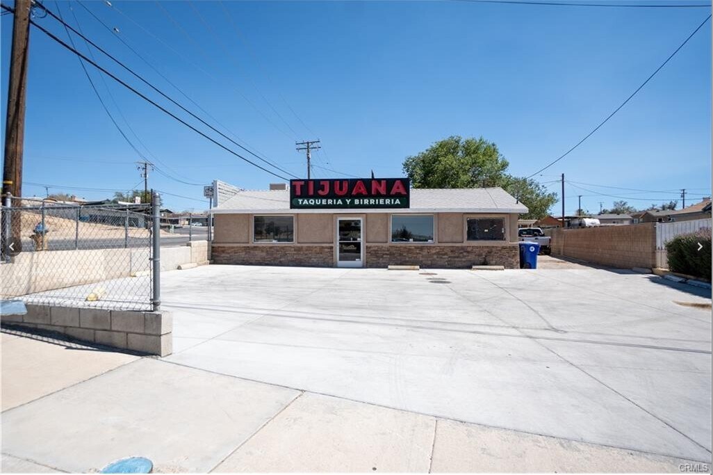 14290-14298 Hesperia Rd, Victorville, CA for Sale