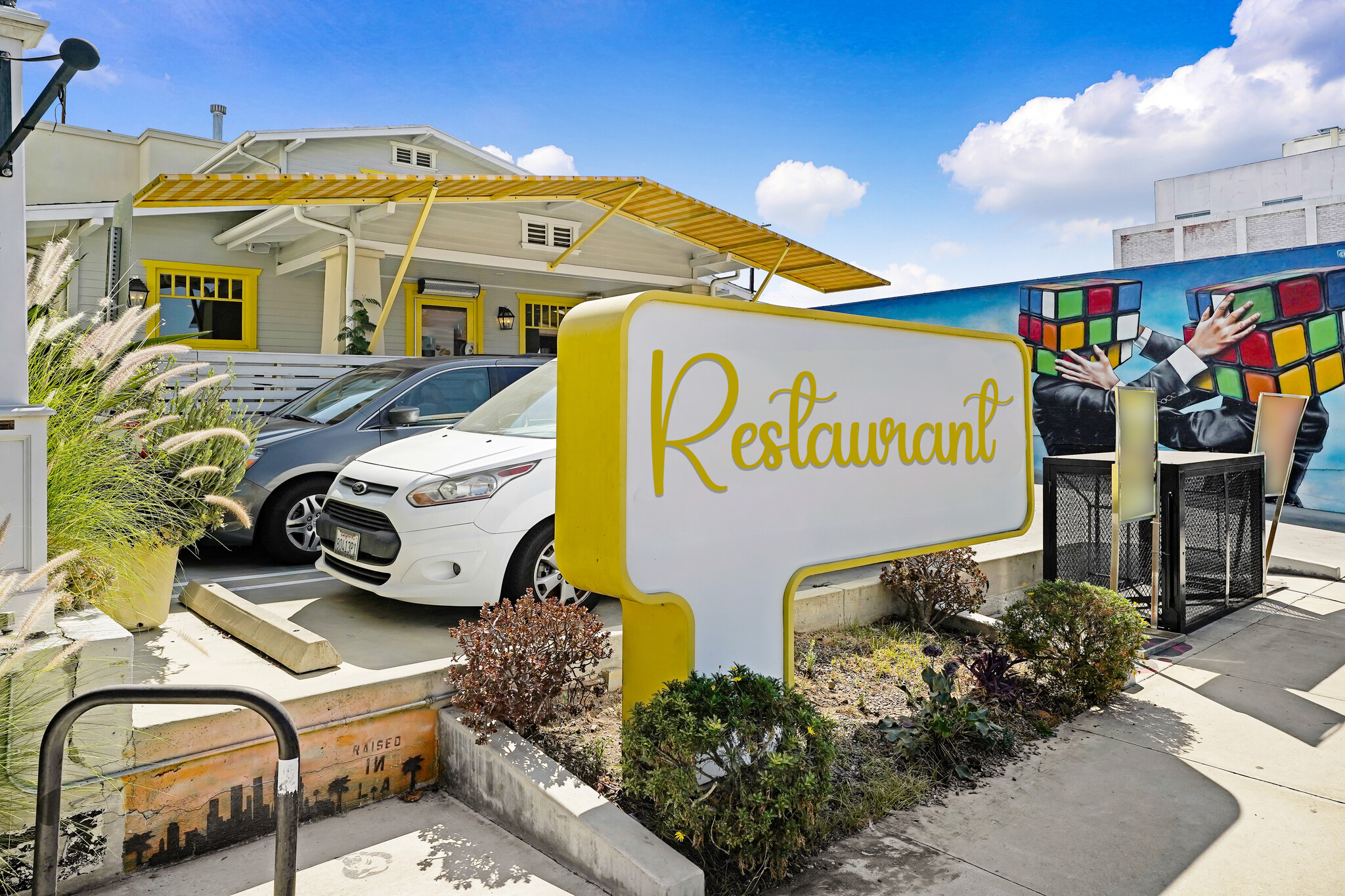 626 N Larchmont Blvd, Los Angeles, CA for Sale