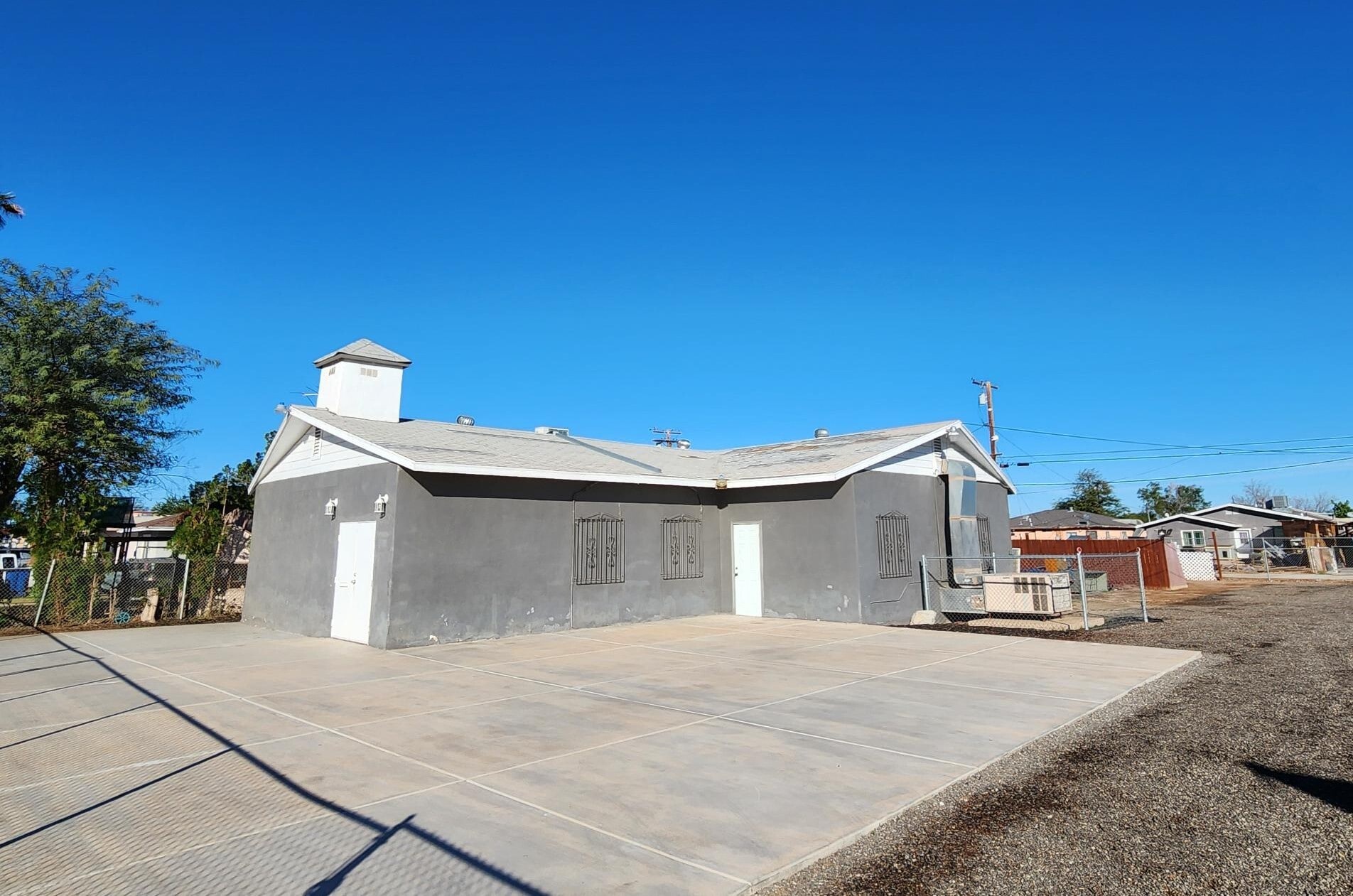 126 W Heil Ave, El Centro, CA for Sale
