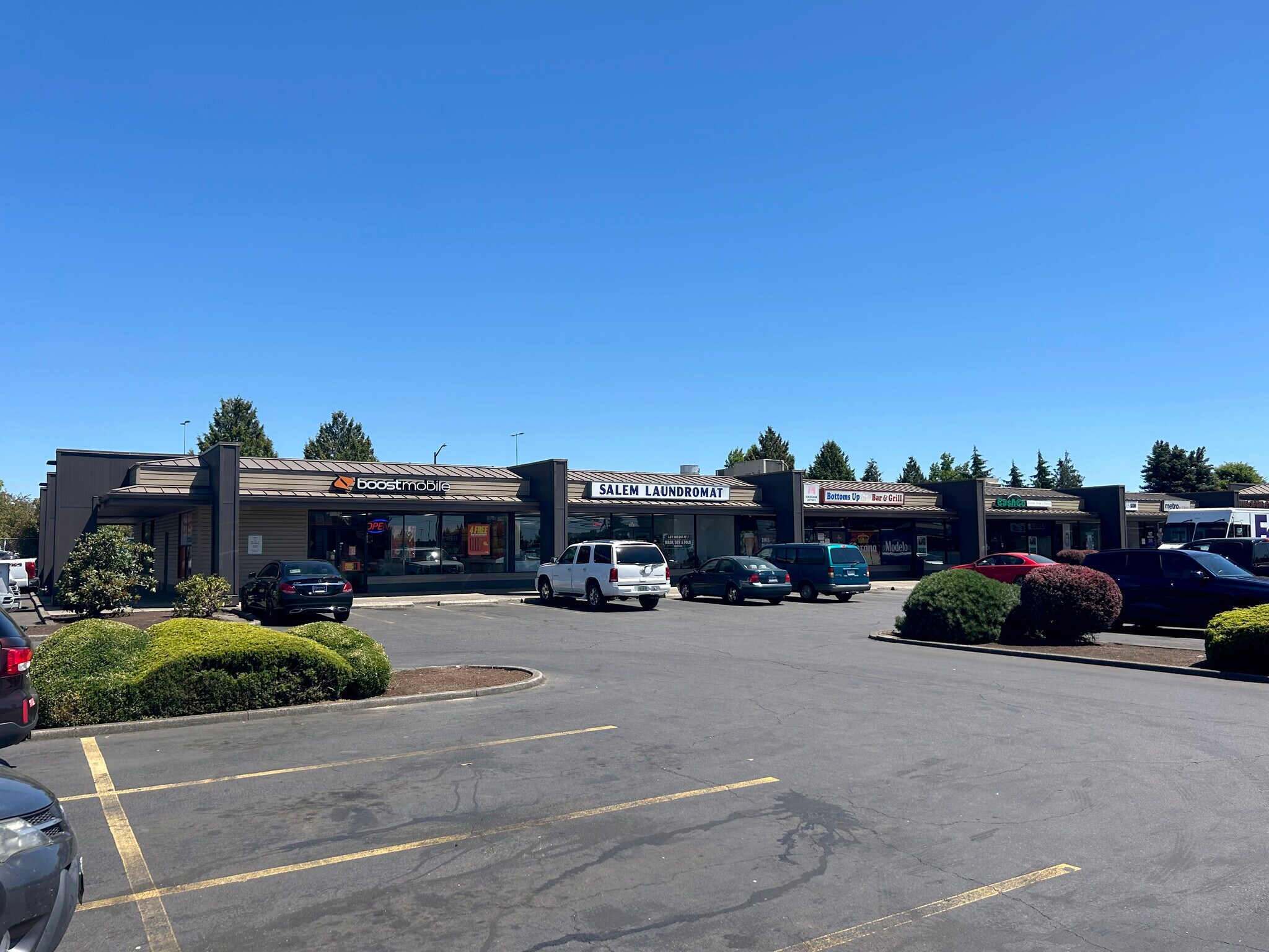 3052-3090 Lancaster Dr NE, Salem, OR for Rent