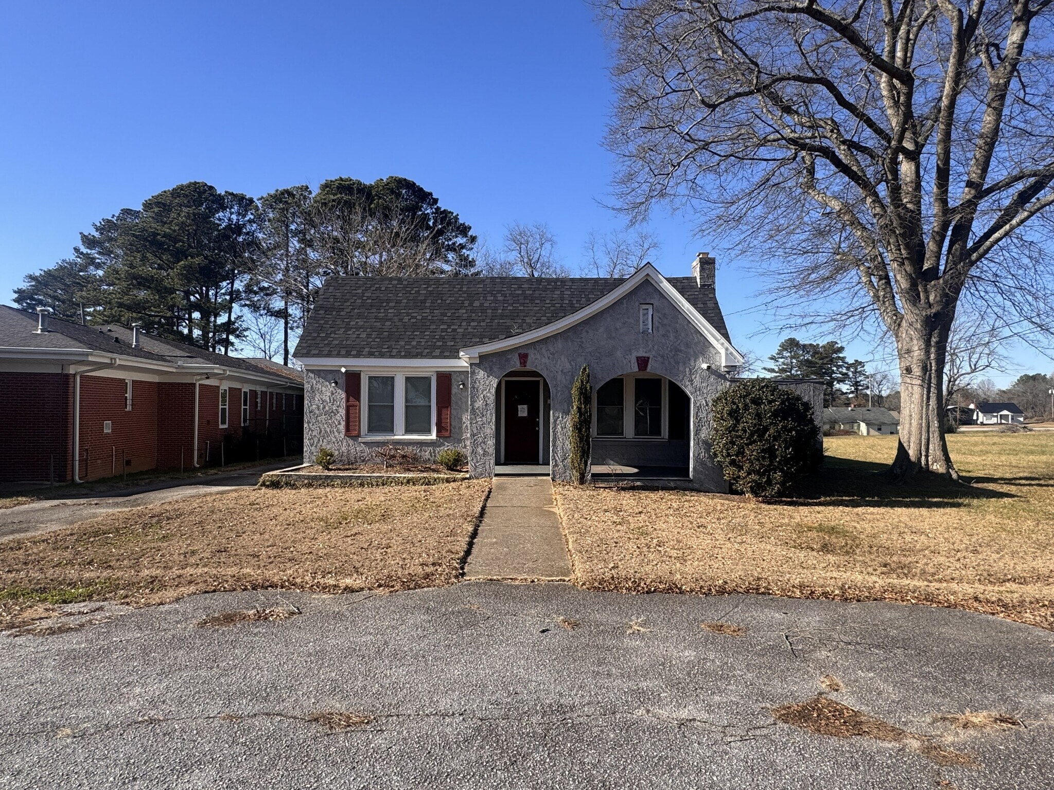 1421 N Limestone St, Gaffney, SC for Sale