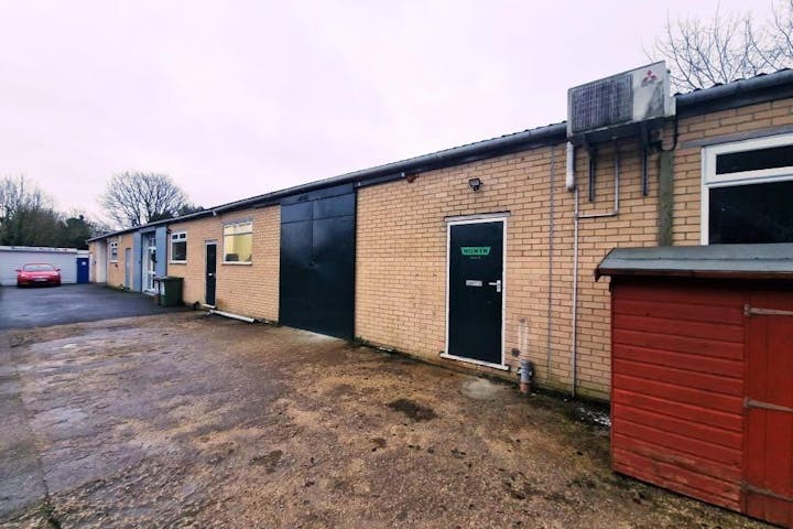 Station Hl, Overton, HAM for Rent