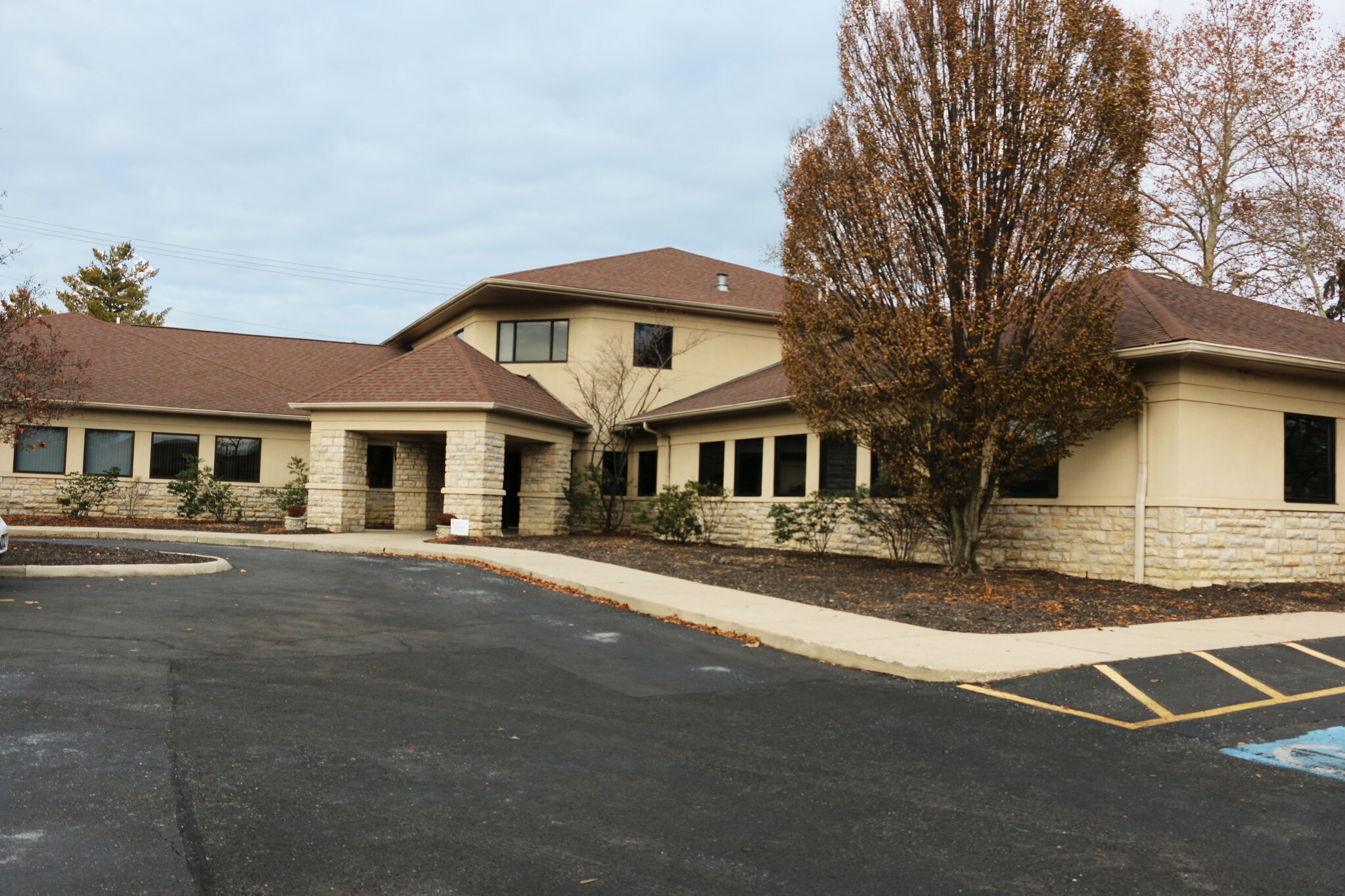 1830 Bethel Rd, Columbus, OH for Rent