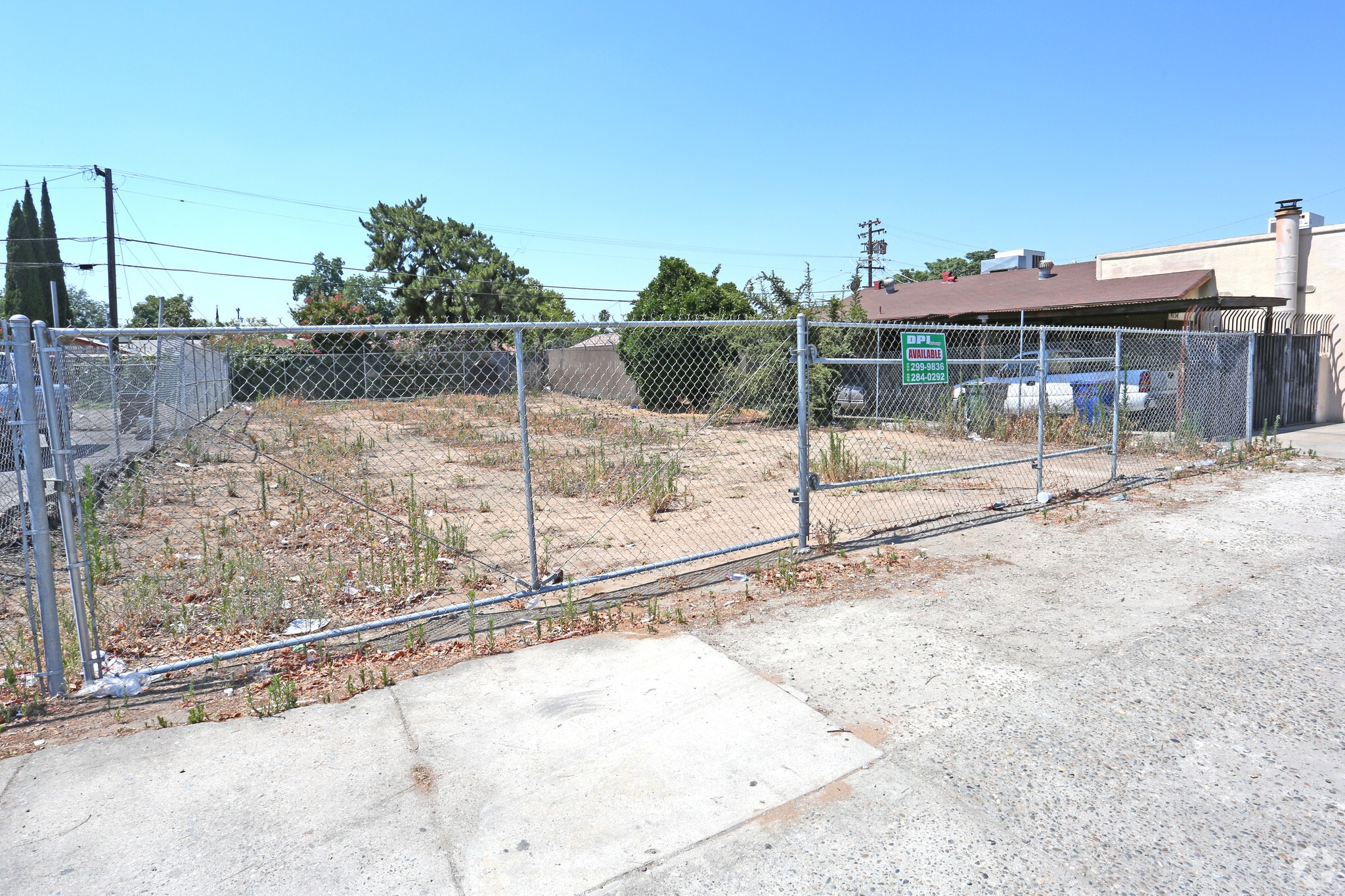 4736 E Kings Canyon Rd, Fresno, CA for Sale