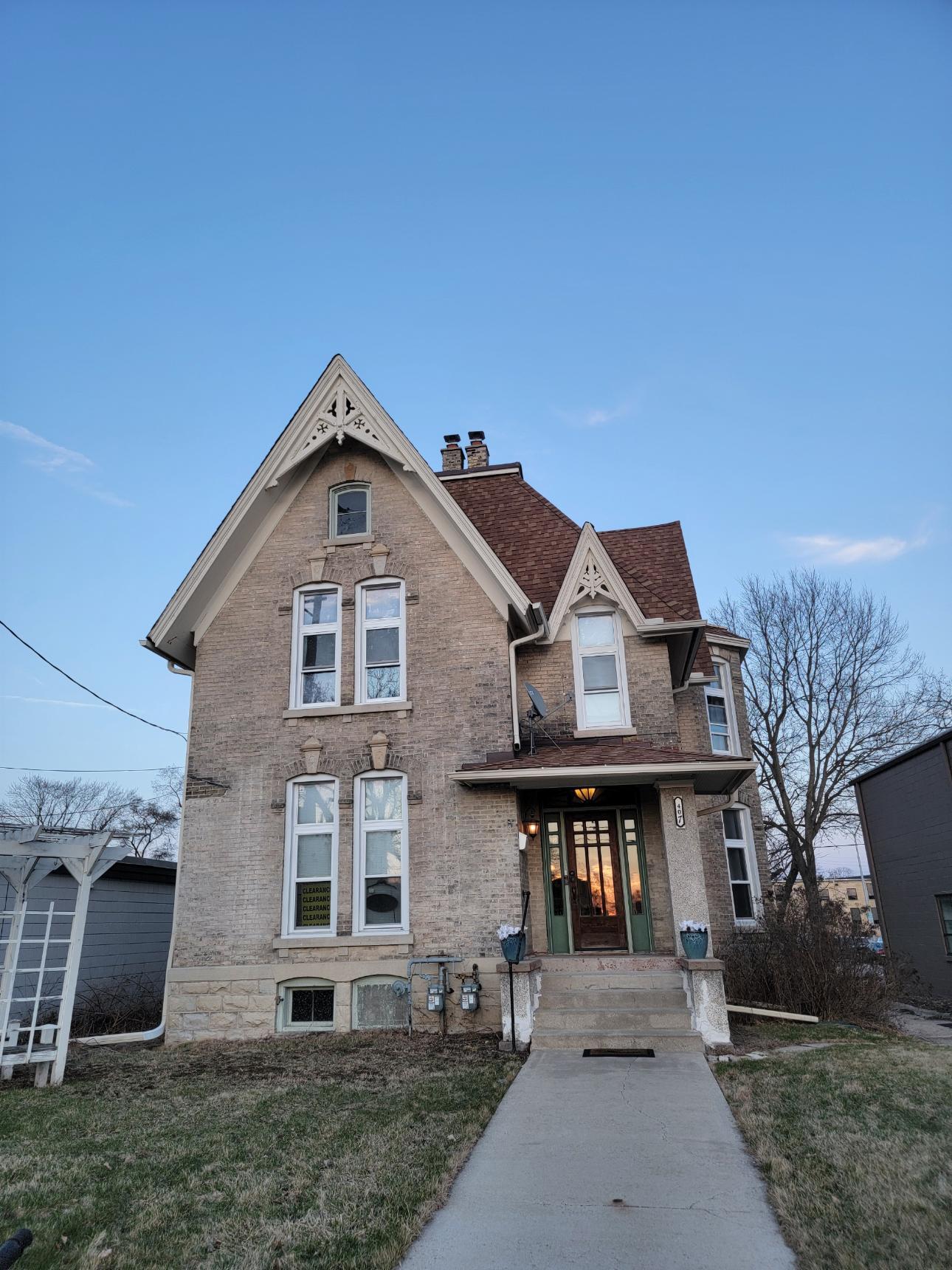 407 N Grand Ave, Waukesha, WI for Sale