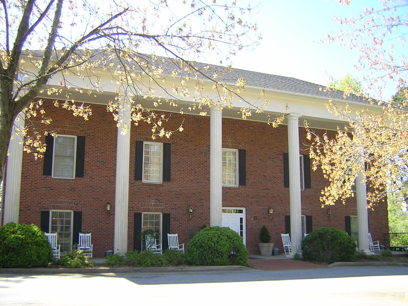 11180 Crabapple Rd, Roswell, GA for Sale