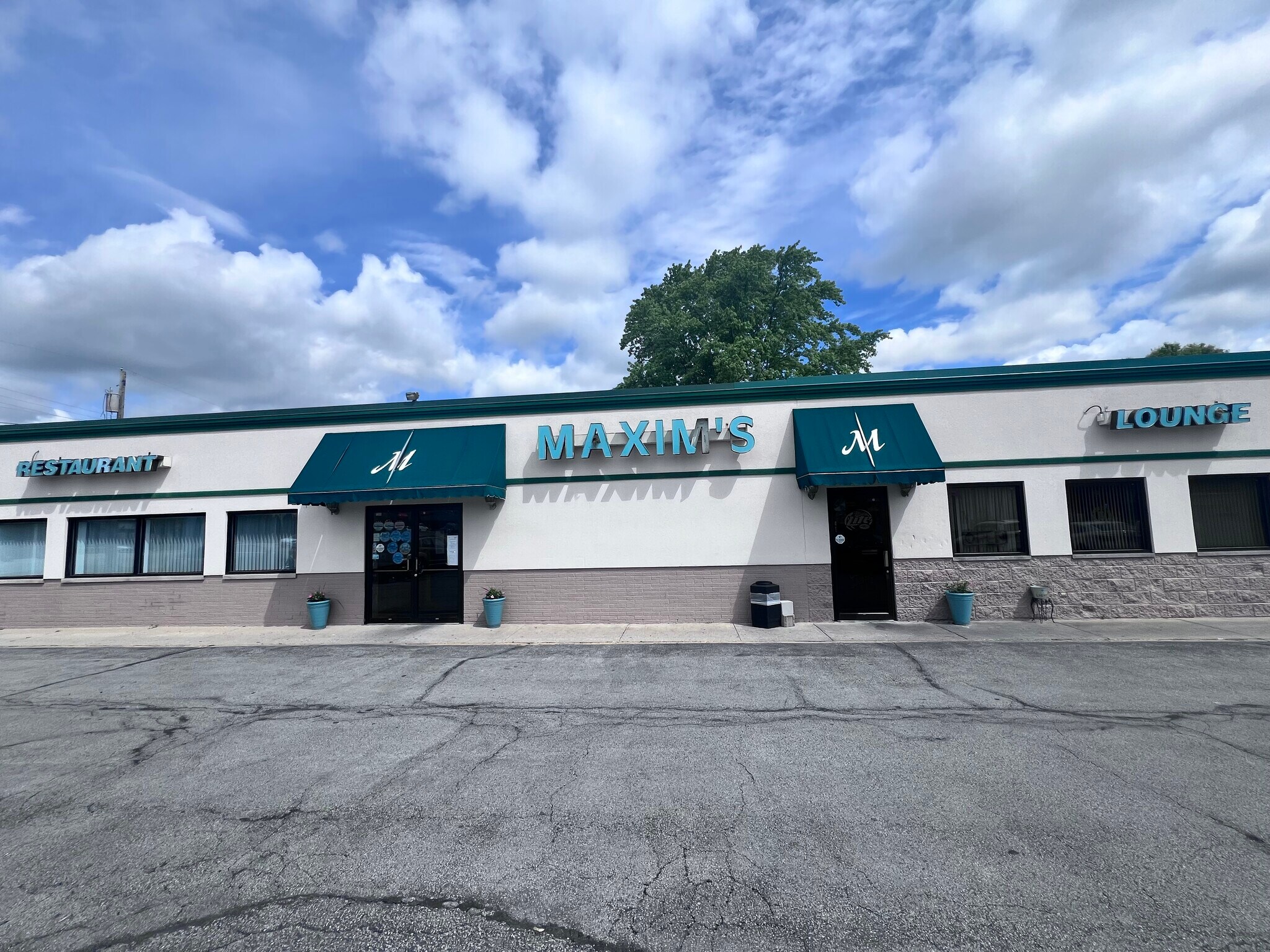 7205 Broadway, Merrillville, IN for Sale