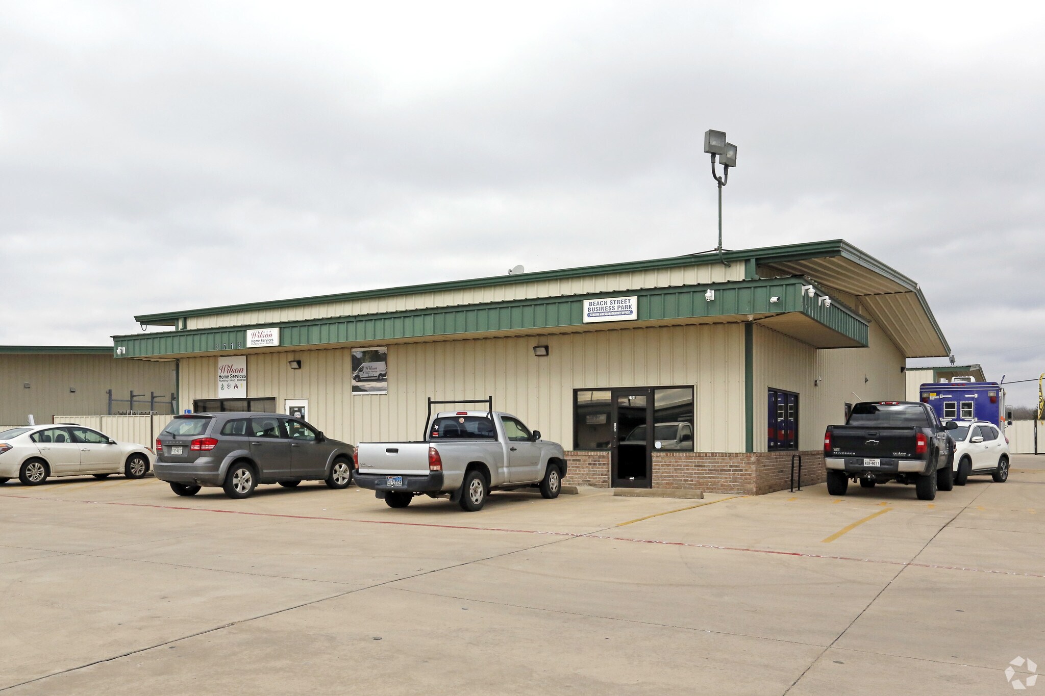 37013713 N Beach St Fort Worth, TX 76137 Flex Property for Sale on