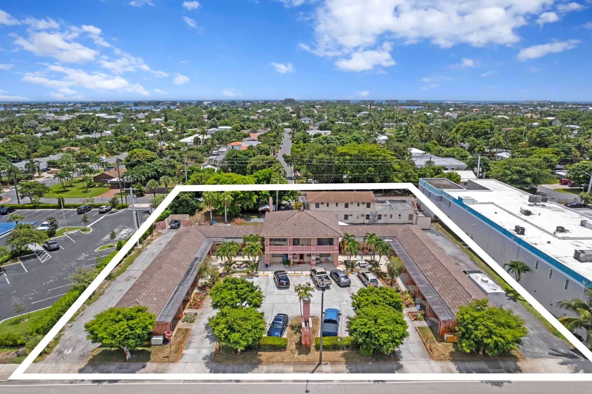 7800 S Dixie Hwy, West Palm Beach, FL for Sale