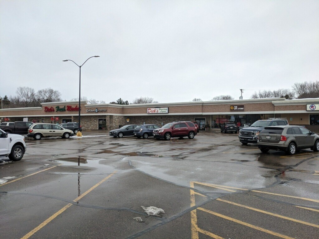 1400 9th St E, Menomonie, WI for Rent