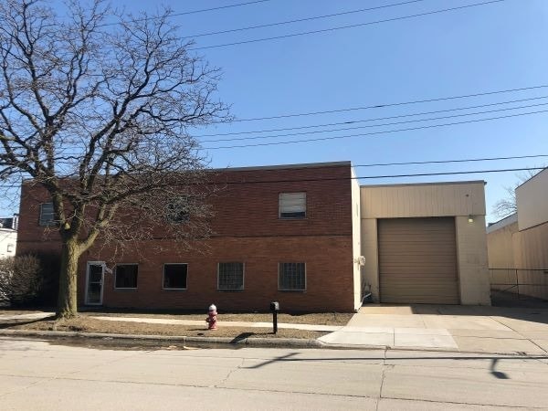 21810 Schmeman Ave, Warren, MI for Sale