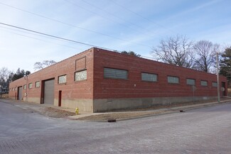 Galesburg, IL Warehouse - 184 N Academy St