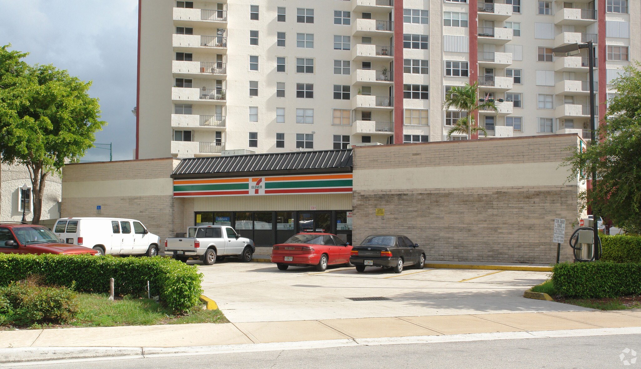 3301 NE 30th St, Fort Lauderdale, FL for Rent