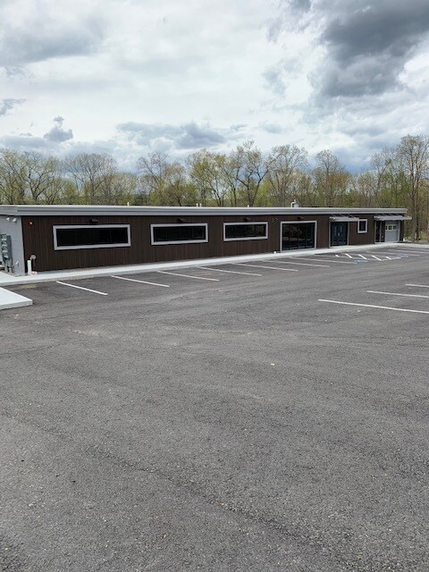 408 Commerce Rd, Vestal Township, NY for Rent