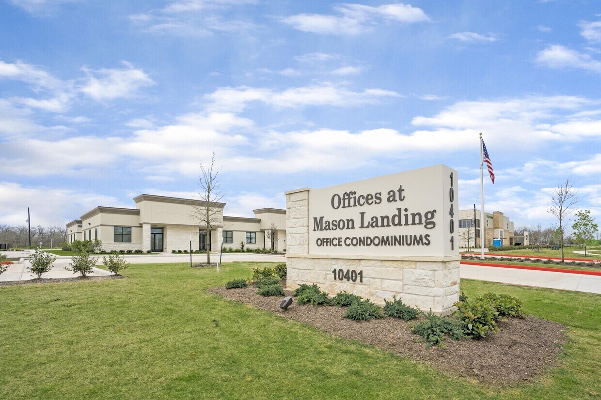 10401 S Mason Rd Building B, Richmond, TX for Sale